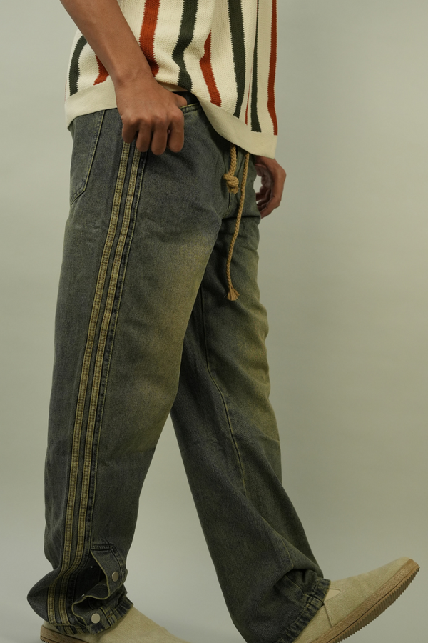 OVERSIZED BAGGY JEANS FOR MEN
